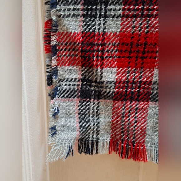 Roots Cumberland Reversable Scarf - Picture 9 of 9